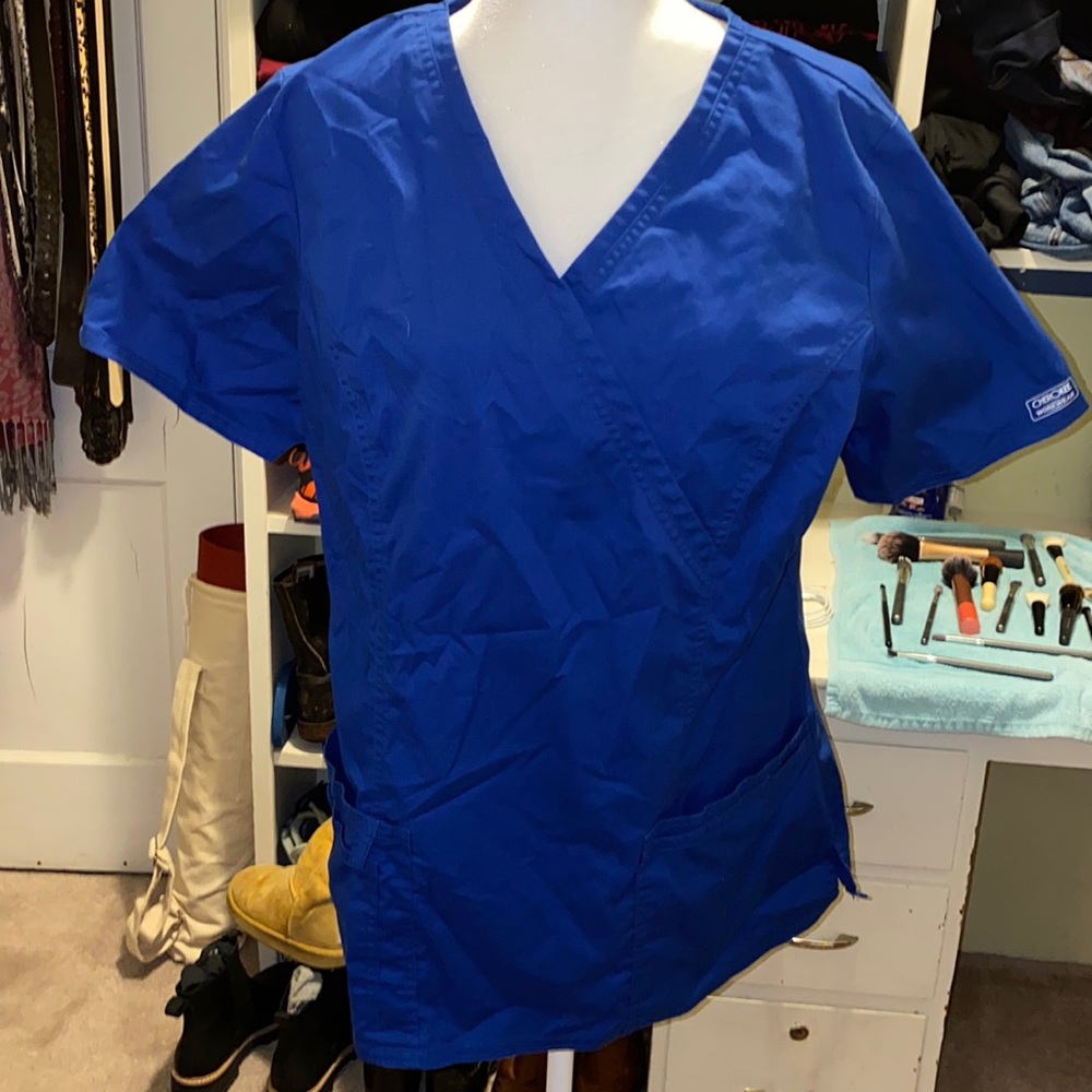 Scrubs shirt